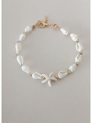 Mediterian Deniz Yıldızlı Doğal Taşlı ve Pirinç Bileklik, Beyaz Renkli, Şık ve Zarif Tasarım