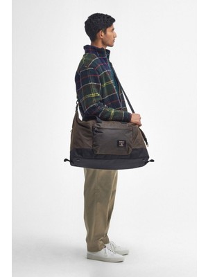 Barbour Field Yağlı Seyahat Çantası OL71 Olive-Black