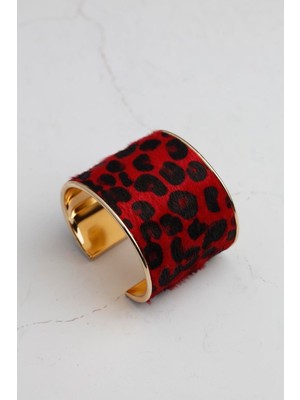 Mediterian Leopar Desenli Ahşap Bileklik, Kırmızı Boncuklu Takı, Şık ve Şıklık Katıcı Tasarım