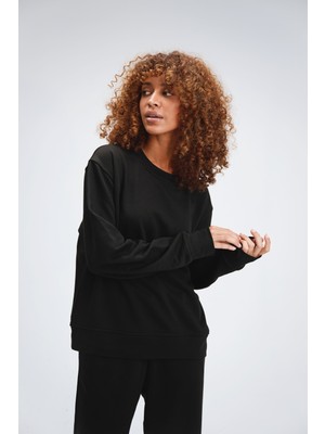 Kadın Timeless Oversize Siyah Sweatshirt