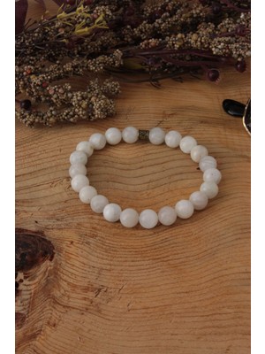 Mediterian Beyaz Ay Taşı Doğal Taş Bileklik, şıklık ve zarafet katıcı güzellikte.