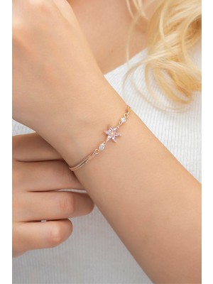 Mediterian 925 Ayar Pembe Taşlı Lotus Çiçeği Gümüş Bileklik, şıklık ve zarafet sağlar