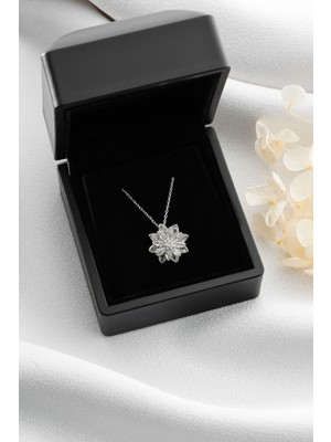 Mediterian 925 Ayar Gümüş Işıklı Lotus Çiçeği Kolye, Zirkon Taş, Beyaz Renk