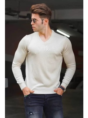Tarz Yeri Unisex Uzun Kol V Yaka Triko Kazak - Krem