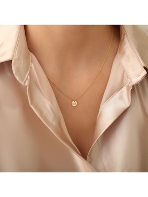 Mediterian 925 Ayar Gümüş Baş Harfli Zarif ve Hafif Minimal Kolye, Zirkon Taşlı, Sarı Renk