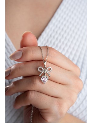 Mediterian 925 Ayar Gümüş Kalp Kolye, Zarif ve Şık Tasarım, Zirkon Taşlı, Gümüş Renk