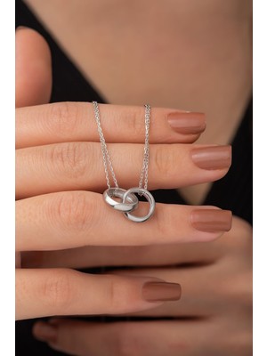 Mediterian 925 Ayar Rodyum Kaplamalı Gümüş Kolye, Zirkon Taşlı, Şık ve Zarif Takı