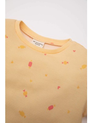 DeFacto Kız Bebek Pijama Takımı Yiyecek Baskılı Waffle Uzun Kollu Üst Uzun Alt D3615A524WN