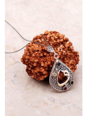 Mediterian El İşlemeli Gümüş Kolye, Doğal Taş, Renkli ve Şık Tasarım, 925 Ayar