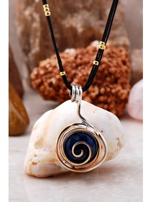 Mediterian Lapis Lazuli taşlı şık gümüş kolye, zarif ve doğal tasarım, 925 ayar, lacivert renk