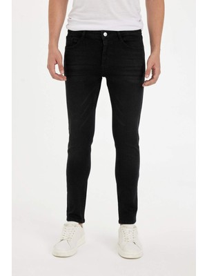 DeFacto Carlo Skinny Fit Ekstra Dar Kalıp Normal Bel Ekstra Dar Paça Jean Pantolon E0181AX24AU