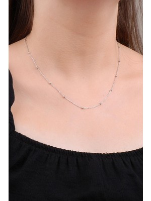 Mediterian Şık 45 cm doğal taşlı gümüş zincir kolye, zarif ve dayanıklı takı seçeneği