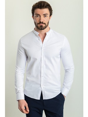 Desenli Beyaz Renk Slim Fit Hakim Yaka Erkek Gömlek