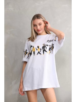 Pileli Store   Bisiklet Yaka Baskılı Oversize T-Shirt - Beyaz