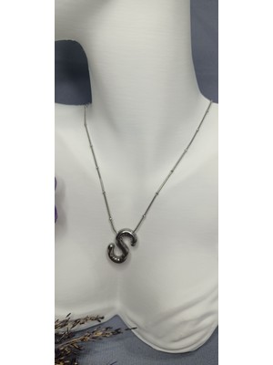 Lilly And Molly Jewelry S Harfi Balon Çelik Kolye