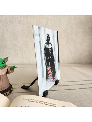 Altındal Home Kırmızı Işın Kılıcıyla Darth Vader Tablosu Kabartmalı 3D Renkli Tablo + Stand  Dekor Dekorasyon