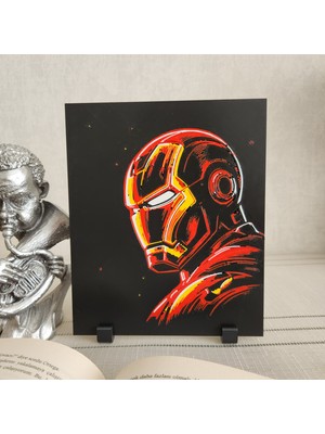 Altındal Home Iron Man’ın Şık Kabartmalı 3D Tablosu 3D Renkli Tablo + Stand  Dekor Dekorasyon