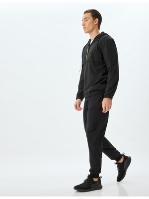 Koton Spor Eşofman Altı Jogger Beli Lastikli Cep Detaylı Paraşüt Kumaş