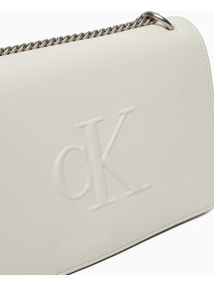 Calvin Klein Sculpted Flap Zincir Detaylı Çapraz Askılı Çanta