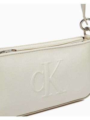 Calvin Klein Sculpted Shoulder Pouch Omuz Çantası