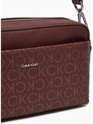 Calvin Klein Must Convertible Monogram Omuz Çantası