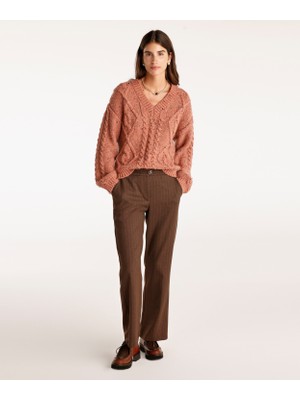 Bel Detaylı Pantolon