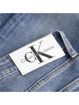 Erkek Marka Logolu Slim Fit Şık Görünüşlü Klasik 5 Cepli  Günlük Kullanıma Uygun Mavi Kot Jeans J30J324809-1A4