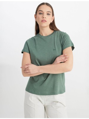 Lee Bisiklet Yaka Haki Kadın T-Shirt L241644801-BISIKLET Yaka T-Shirt