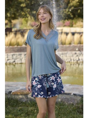 Monamise Kadın Çiçek ve Yaprak Desenli Dantelli Şort Takımı 24102