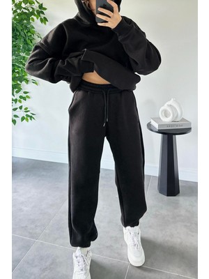 Kadın Üç Iplik Oversize Kanguru Cep Paçası Lastikli Jogger Eşofman Takımı