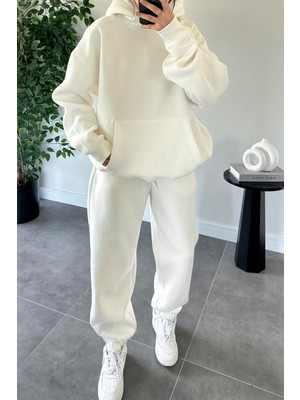 Kadın Üç Iplik Oversize Kanguru Cep Paçası Lastikli Jogger Eşofman Takımı