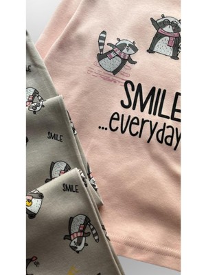 Elmas Kids Kız Çocuk Uzun Kollu  Pamuklu Yaramaz Rakunlar Desenli Pembe Bej Yavruağzı Pijama Takımı