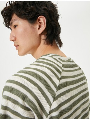 Koton Bisiklet Yaka Tişört Kısa Kollu Dokulu