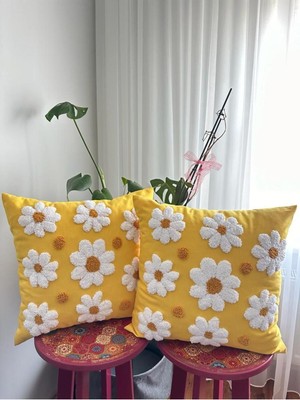 Woodhub 2'li Kırlent Kılıfı Punch Panch  El Yapımı 43*43 Papatyalı