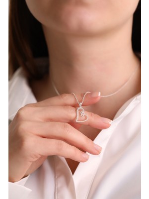 925 Ayar Gümüş Zirkon Taşlı Kalp Model Kolye