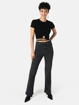 Slim Fit Bisiklet Yaka Crop Siyah Kadın Kısa Kol Tişört Cl1064054