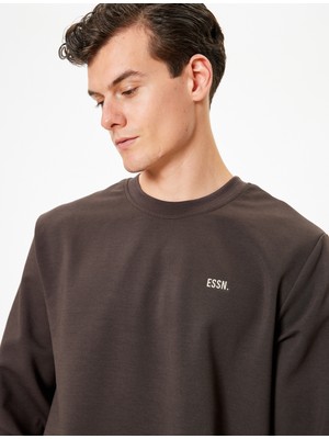 Koton Bisiklet Yaka Sweatshirt Minimal Baskılı Interlok Kumaş Pamuk Karışımlı