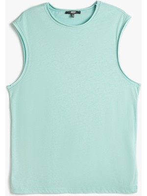 Koton Basic Kolsuz Tişört Oyuk Kol Etiket Detaylı Bisiklet Yaka