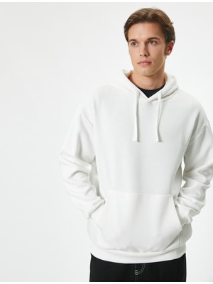 Koton Oversize Sweatshirt Kapşonlu Uzun Kollu Kanguru Cep Detaylı Şardonlu