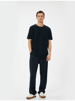 Koton Basic Tişört Slim Fit Bisiklet Yaka Kısa Kollu Dokulu