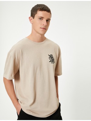 Koton Oversize Tişört Grafiti Baskılı Kısa Kollu Bisiklet Yaka Pamuk Karışımlı