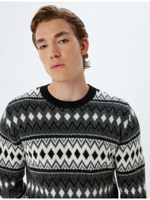 Koton Triko Kazak Bisiklet Yaka Desenli Uzun Kollu