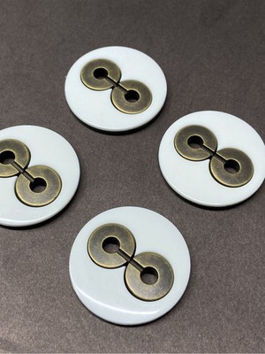 Karan Tuhafiye Italyan Kaban Mont Düğmesi  4 Lü Set  Kırık Beyaz