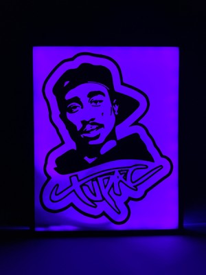 Domini Tupac Shakur - Rgb LED Işıklı 3 Boyutlu Tabela - 16CM x 20CM x 2cm (Bluetooth Kontrollü)