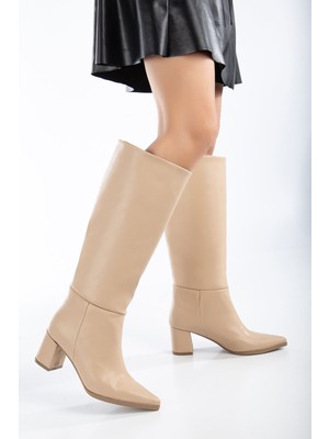 Fadiya Nude Sivri Burunlu Çekme Çizme