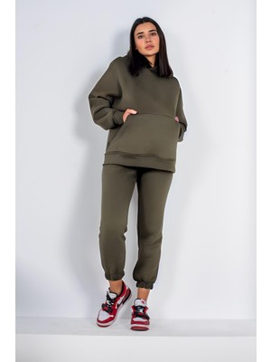 Yakamel Kadın 3 Iplik Baskısız Tek Renk Bol Kesim Rahat Kalıp Cepli Kapşonlu Yeni Sezon Kışlık Eşofman Takımı