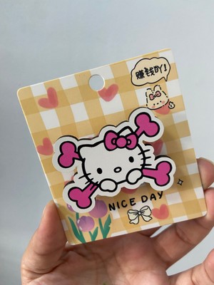 Syn İletişim Sanrio Kawai Kuromi My Melodi Melody Hello Kitty Ahşap Rozet Çanta Süsü Y2K Kpop Anime Hediye