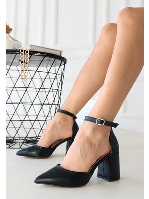 Kazax Pomia Siyah Cilt Topuklu Ayakkabı
