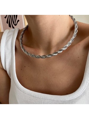 Alice İsstanbul Silver Burgu Choker Kolye