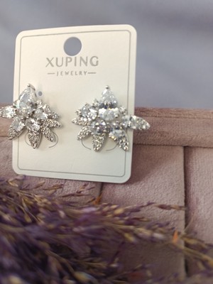 Lilly And Molly Jewelry Zirkon Taşlı Çiçek Model Çelik Küpe